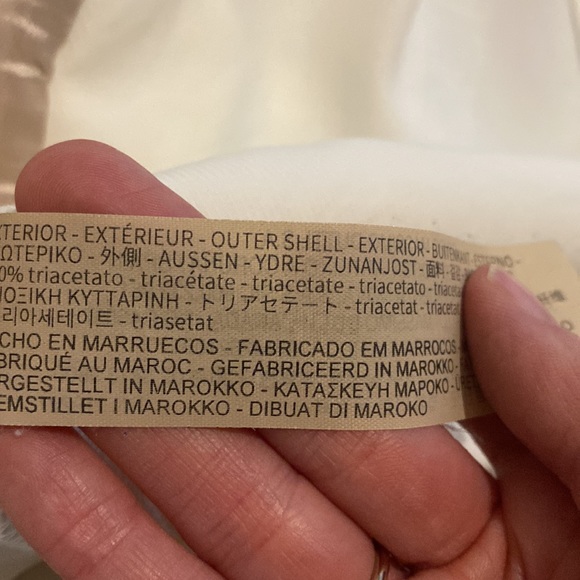 Beautiful white dress from Massimo Dutti no belt, FREE silk scarf - Picture 6 of 15